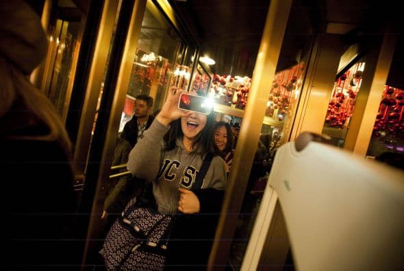 Como cada Viernes Negro las tiendas se llenaron de miles de personas con una sola intención: comprar a los mejores precios. Sin embargo, no todo fue color de rosa para los compradores ya que también hubo algunos accidentes violentos.