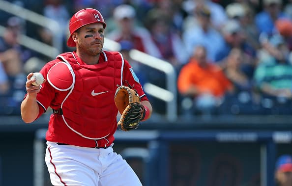 Se retira antiguo catcher estelar de los Chicago Cubs