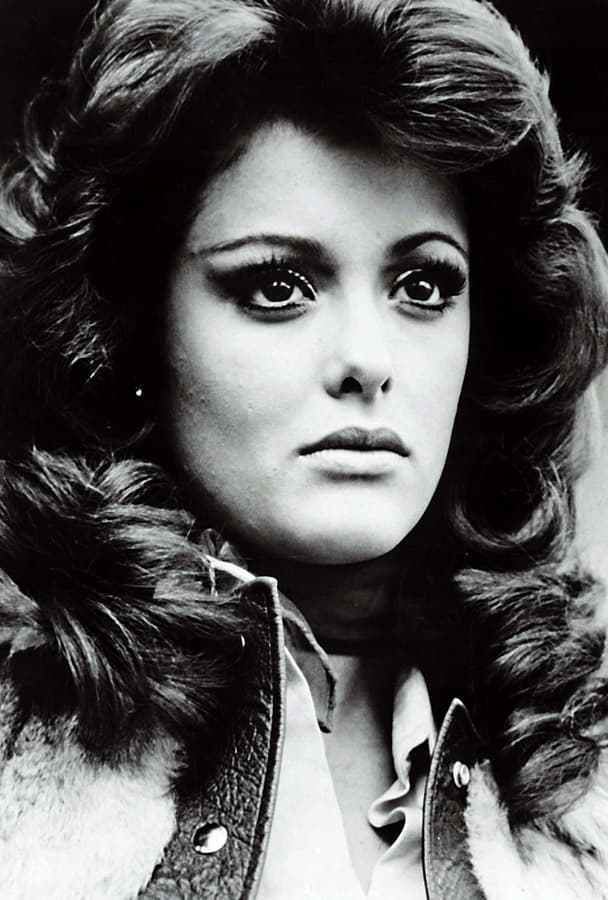 La cantante y actriz se veía así en sus años de juventud.