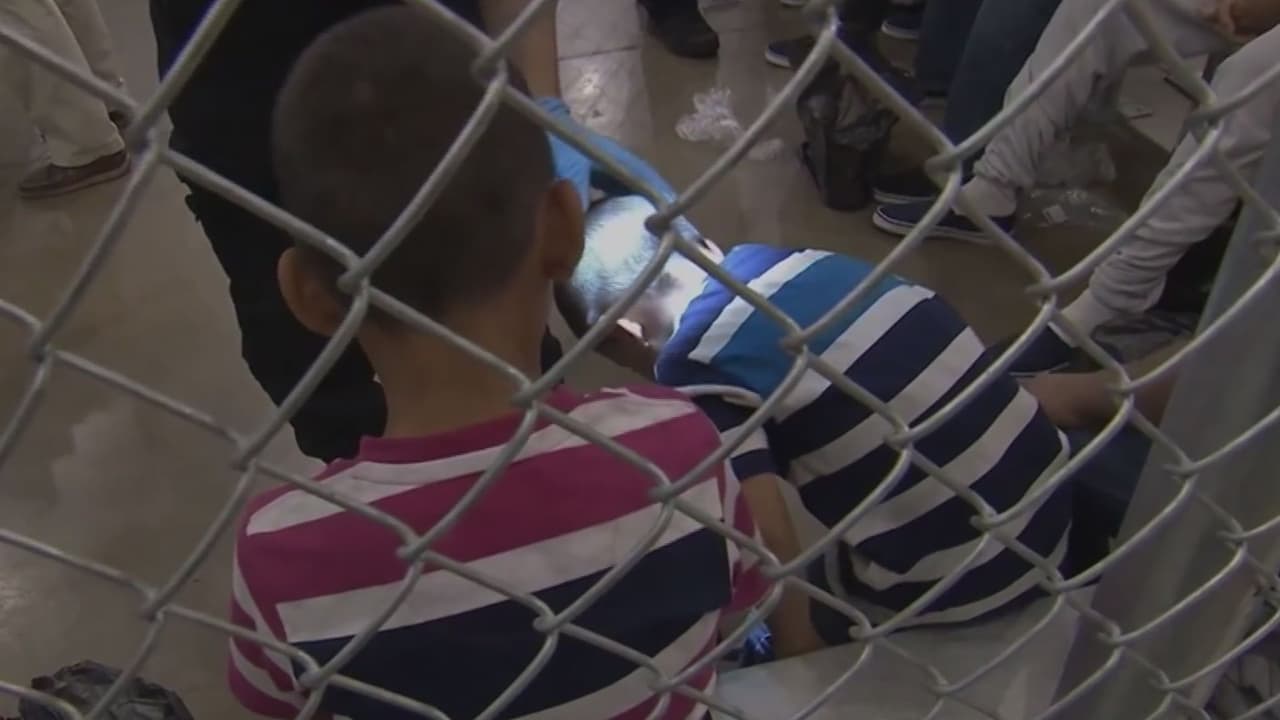 Trump otorga contrato de $158 millones para representar a menores inmigrantes