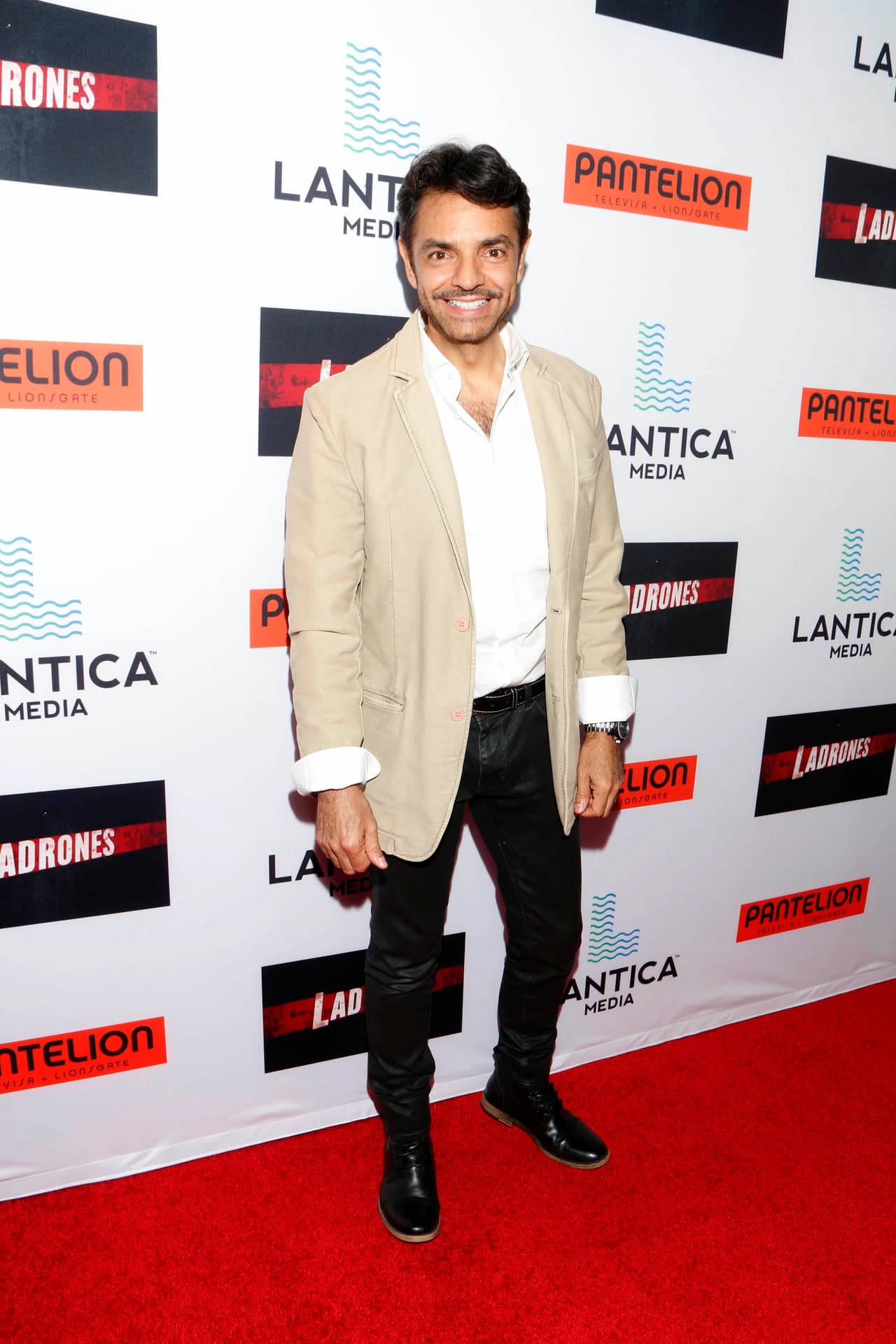 A Derbez le esperan más proyectos en cine, como 'Aztec warrior' y 'Miracles from Heaven', junto a Jennifer Garner.