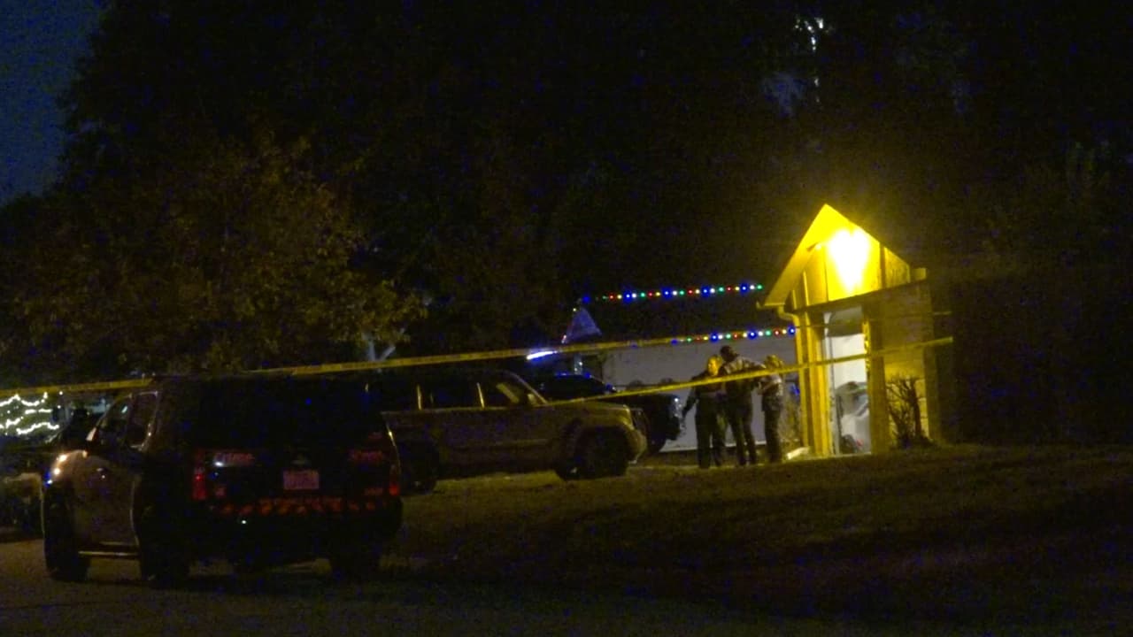 La noche del pasado sábado en Grand Prairie quedará marcada por un trágico suceso que involucra 
<b>la pérdida de una vida y la implicación de un oficial de policía</b>.