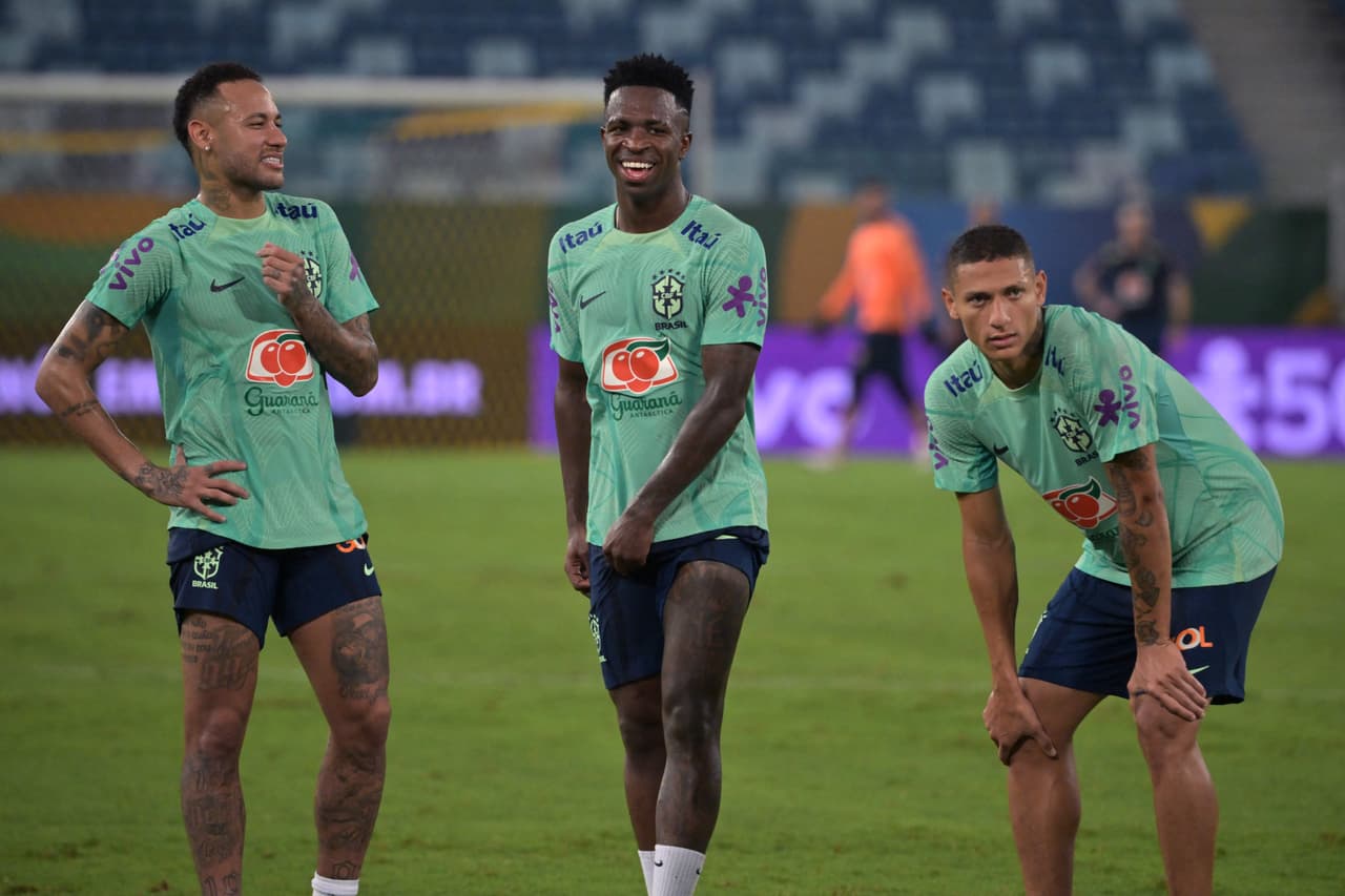 Escándalo en Brasil por supuesta fiesta de Neymar, Vinícius y Richarlison