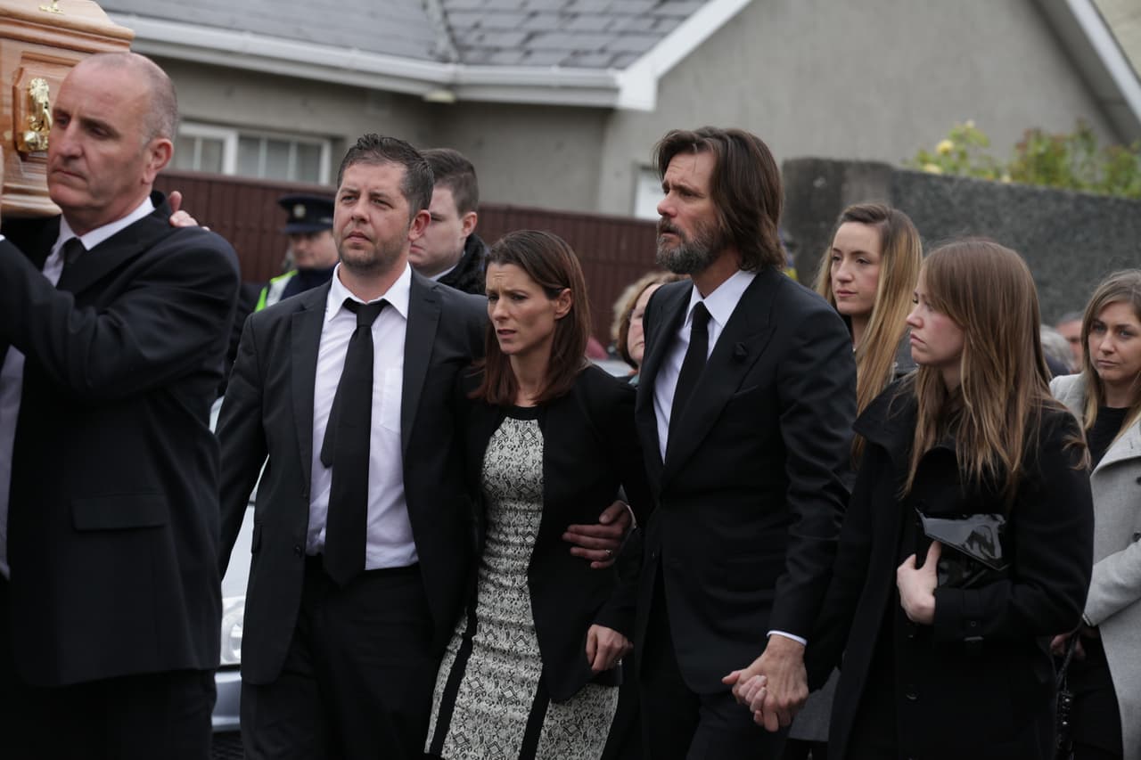 Jim Carrey en el funeral de Cathriona White