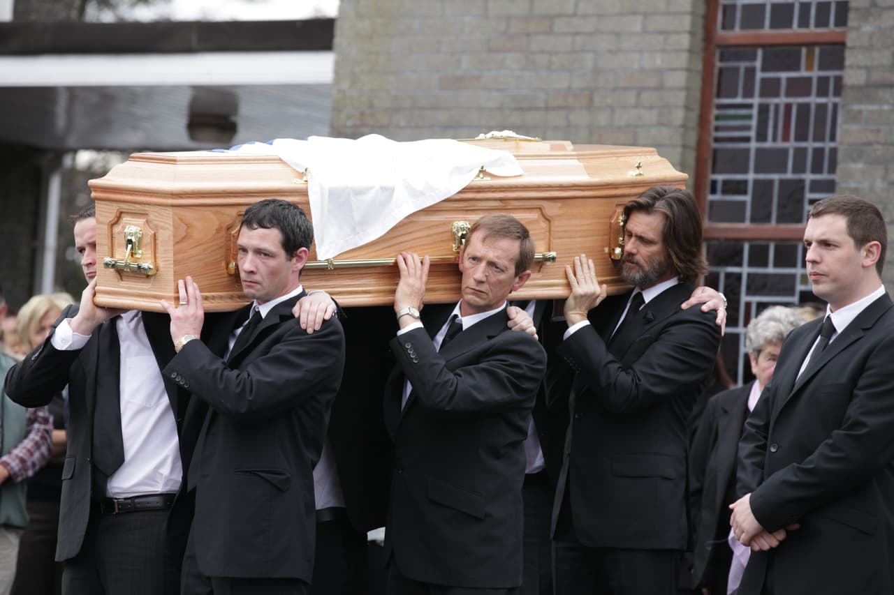 Jim Carrey en el funeral de Cathriona White