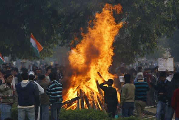 Los médicos reportaron que el estado de salud de la mujer, cuyo nombre se mantiene en el anonimato, se agravó este domingo tras registrar la víspera una mejoría.