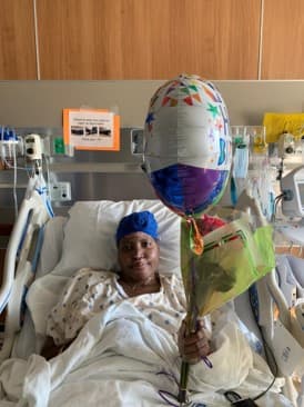 "Cuando fui a dar a luz me dio un infarto.
<b>Estuve 17 minutos muerta.</b> Tuve muchas cirugías, perdí mi pierna derecha, los dedos de mi pierna izquierda y me amputaron mis senos”, narró Hernández.