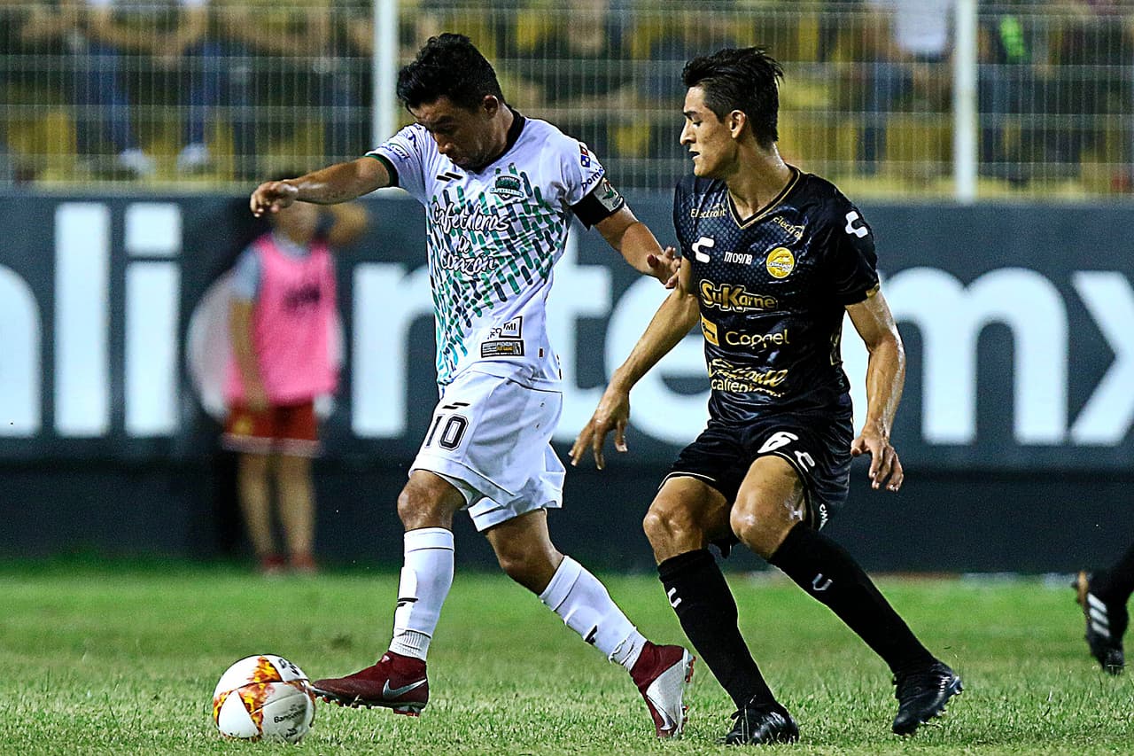 Ibars respondió por los visitantes al minuto 19 del segundo tiempo para poner el 2-1.