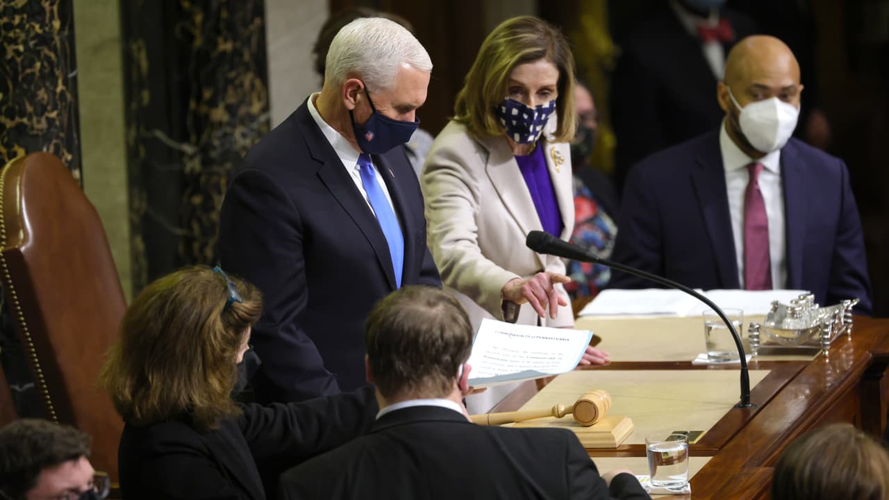 El jueves en la madrugada, el vicepresidente Mike Pence dio la certificación del triunfo de Joe Biden, quien tomará posesión el próximo 20 de enero.