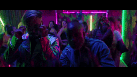 ¡Y ese gran final! La dupla termina la canción convirtiéndose en otra animación. Sin duda será uno de los mejores clips del año.