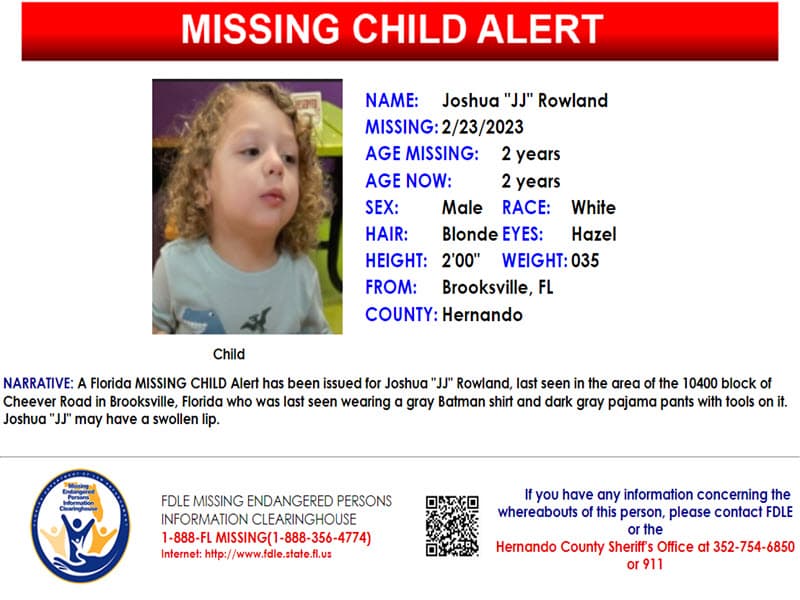 El operativo de búsqueda por tierra se suspendió a final de tarde del jueves pero los equipos aéreos siguieron rastreando con infrarrojo durante la noche.
<br>
<br>Se emitió una alerta de niño desaparecido antes de las 6:00 p.m. del jueves.