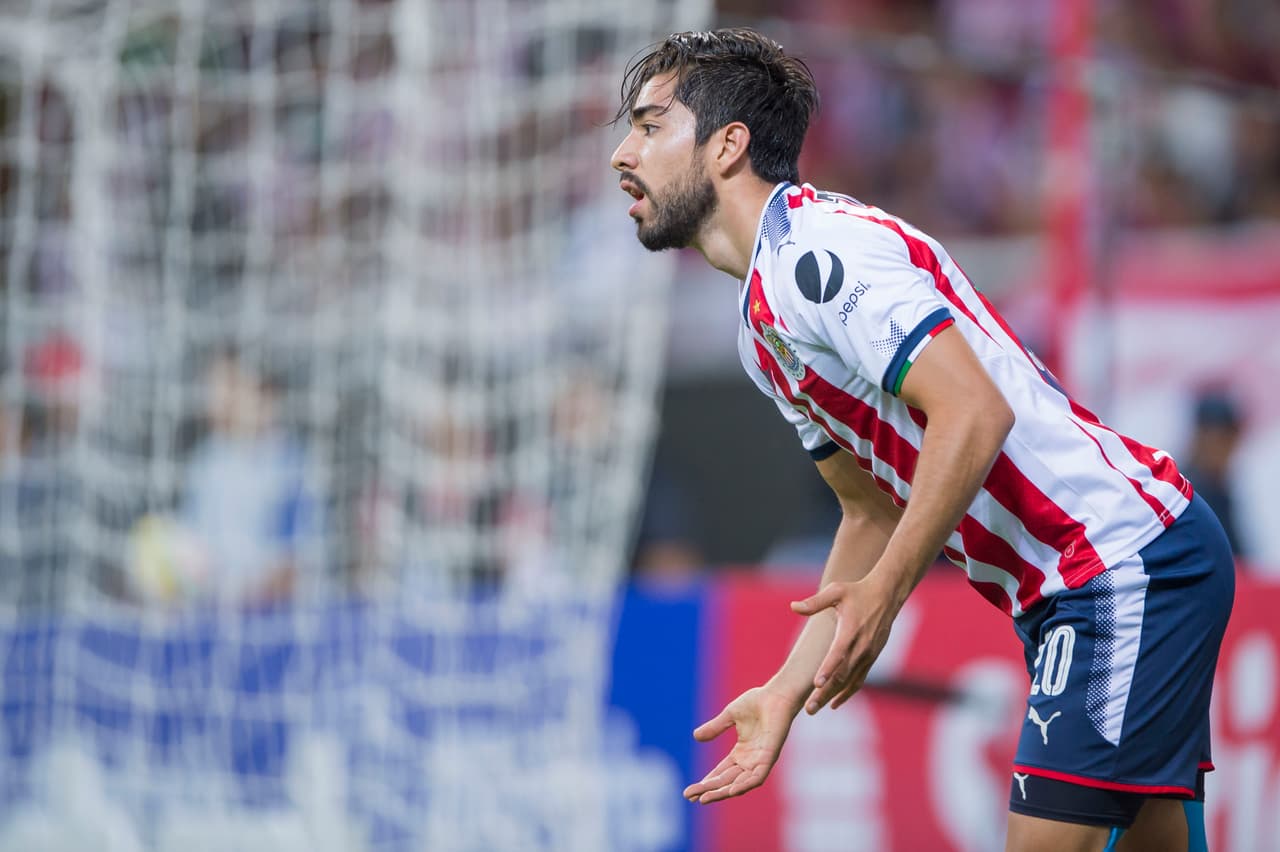 Razones por las que a Rodolfo Pizarro le conviene quedarse en la Liga MX