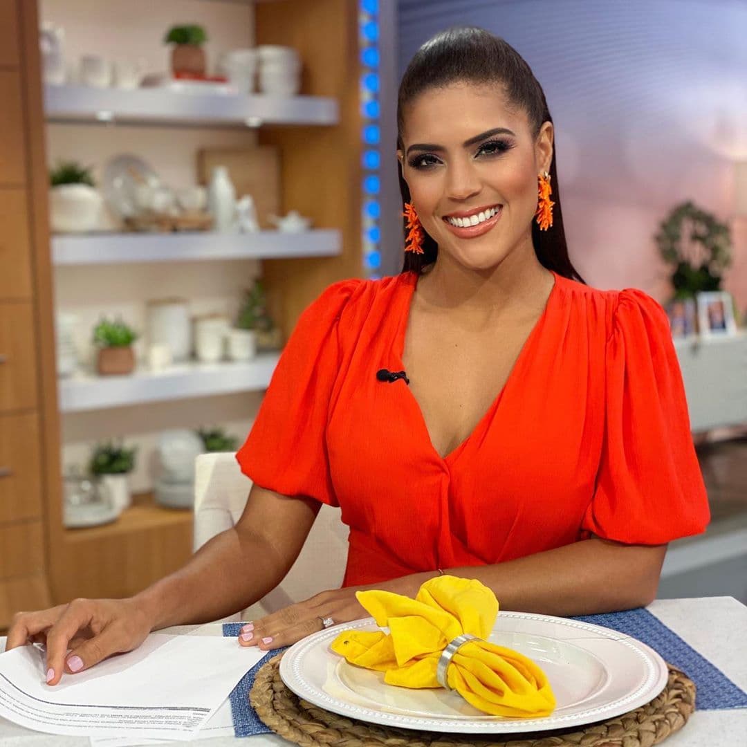 Fran hizo lo propio, con estos tonos cálidos muy apropiados para el verano.