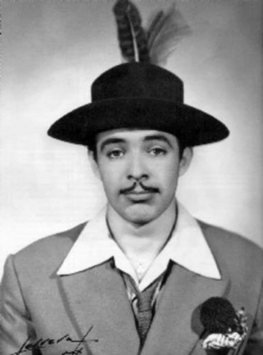 <b>Germán Genaro Cipriano Gómez Valdés, </b>mejor
<b> </b>conocido como ‘
<b>Tin Tan’,</b> nació el 19 de septiembre de 1915 y fue actor, cantante, comediante y voz autorizada por Walt Disney para doblar sus películas en Latinoamérica. 
<br>