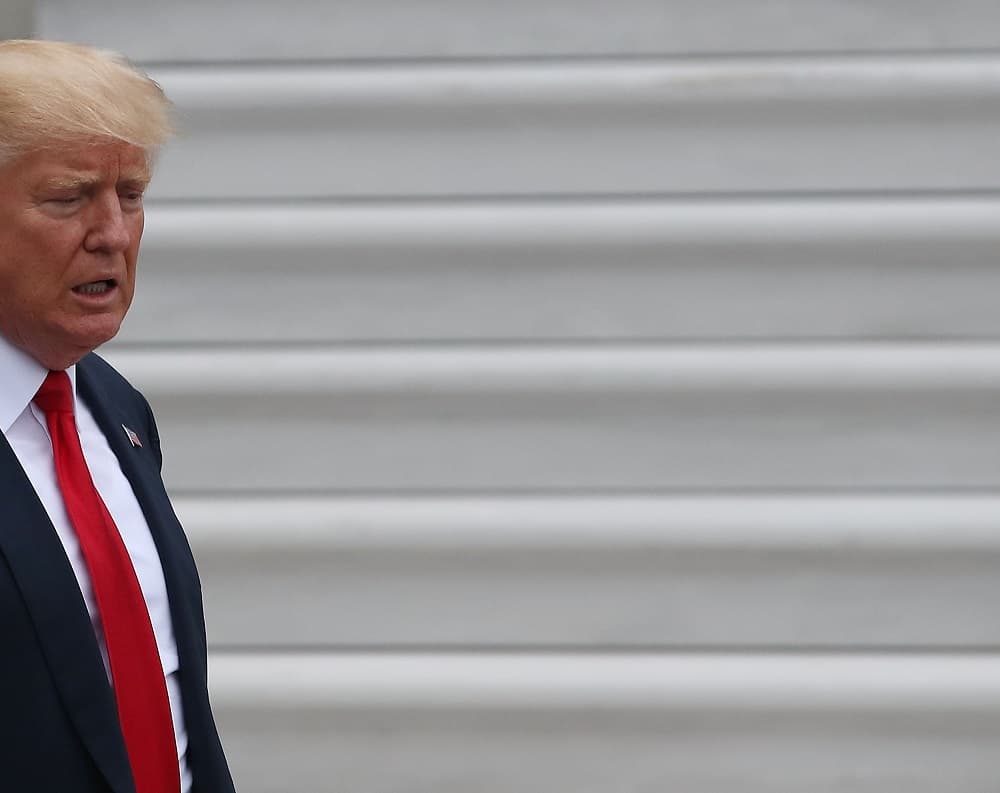 Trump elimina los consejos empresariales tras el éxodo de ejecutivos por su respuesta a Charlottesville