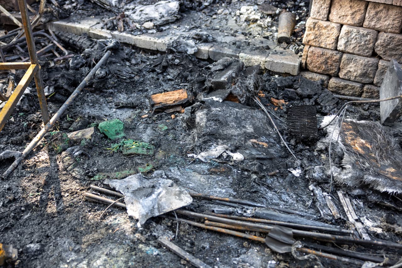 Un aparente incendio provocado ocurrió el martes en la madrugada en la capilla exterior del Santuario de Guadalupe en DesPlaines.