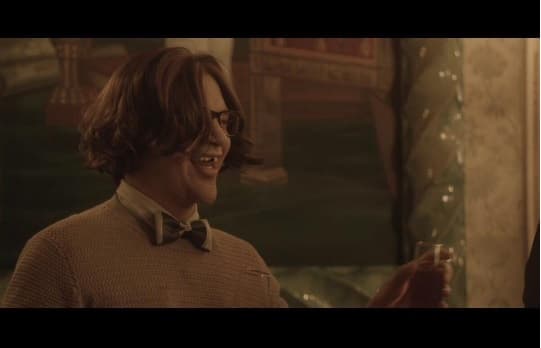 El divertido video fue grabado en la Ciudad de México y a pocas horas de su estreno acumuló más de 3 millones de visitas en la plataforma de videos YouTube, hoy son más de 10 millones.