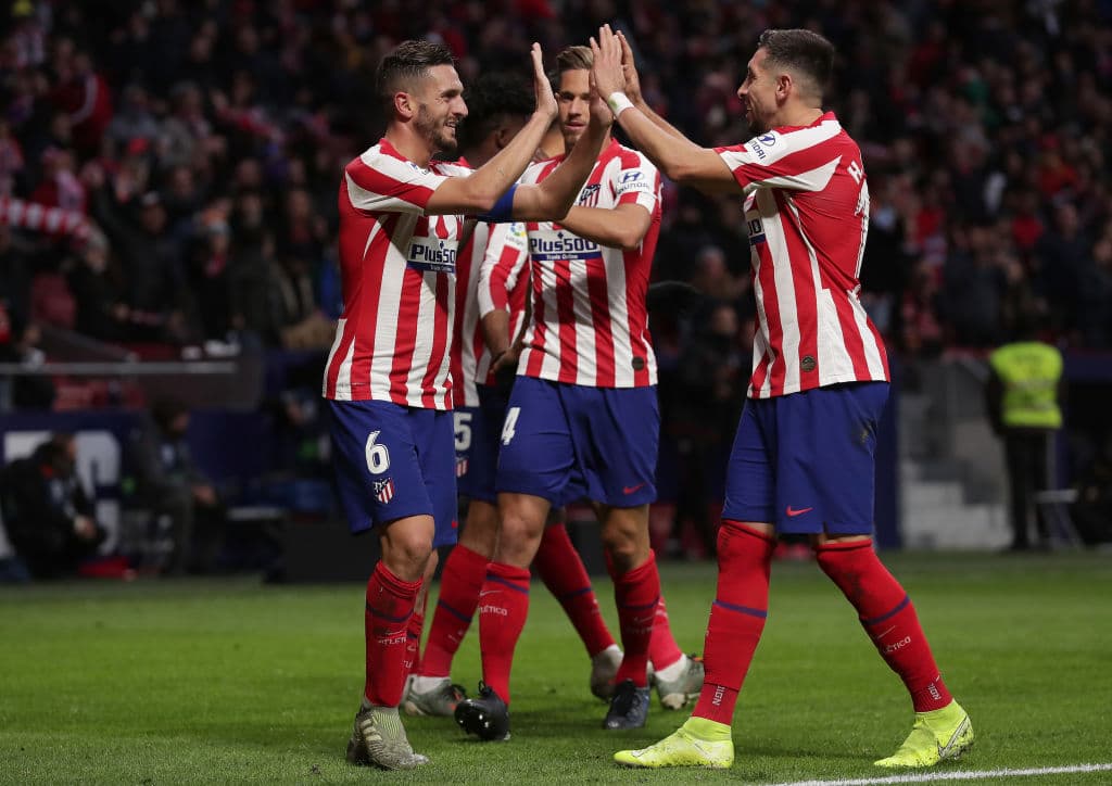 Héctor Herrera repetirá en el 11 inicial de Simeone