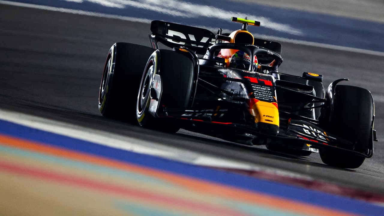 Checo rescata puntos en el GP de Catar a pesar de penalizaciones