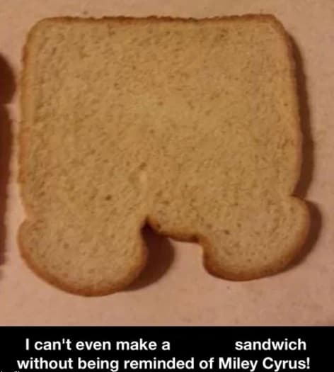 Y también se reían de su físico, pues con el traje de látex que usó no se veía nada bien.