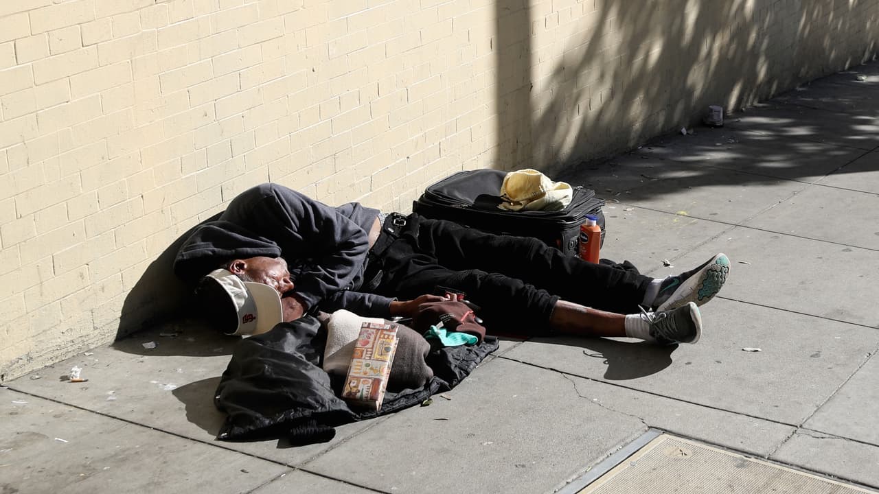 Concejo de Bakersfield rechazó proyecto de alojamiento temporal para personas sin hogar