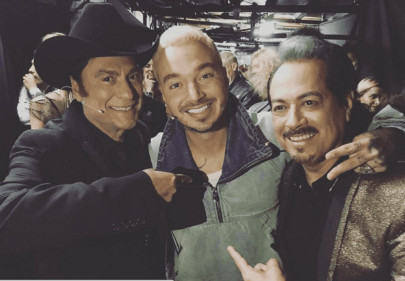 El urbano fue nombrado "el sobrino consentido" por los legendarios músicos.