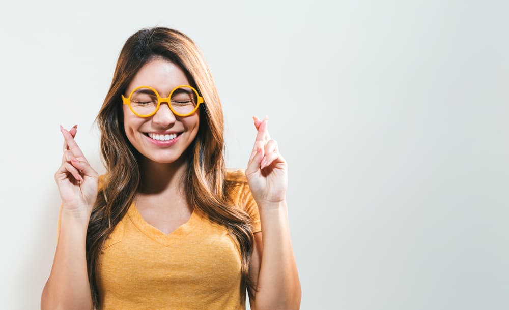 Cáncer es un signo regido por el elemento Agua, que se caracteriza por su enorme intuición y sensibilidad. Los nativos de este signo absorben fácilmente las buenas y malas energías que los rodean y por eso es muy importante que se valgan de los amuletos protectores indicados para mantener equilibrado su campo energético.