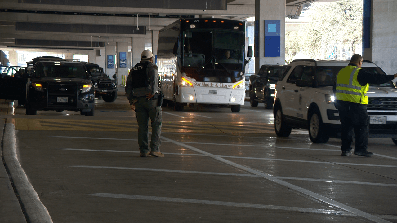 “Ser parte de un equipo que está brindando asistencia humanitaria a personas necesitadas cumple con los objetivos de nuestra organización", dijo Jaqueline Yaft, directora ejecutiva del aeropuerto