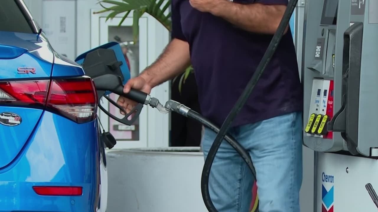 Residentes del sur de Florida podrían sentir en sus bolsillos el impacto del conflicto en Irán