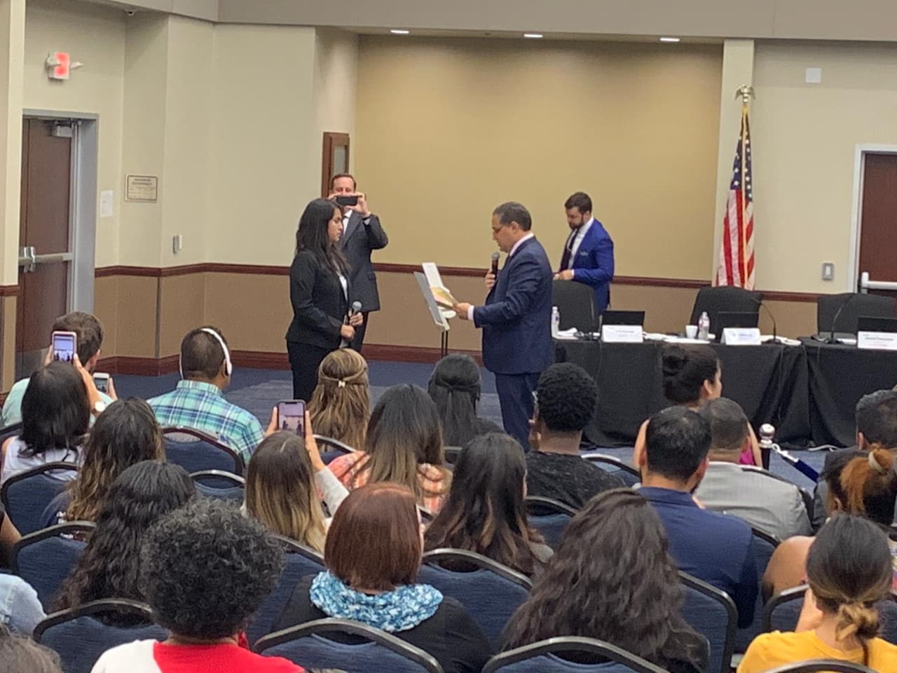 Ella es Karla García, la latina más joven en hacer parte de la mesa directiva del Distrito 4 de Dallas