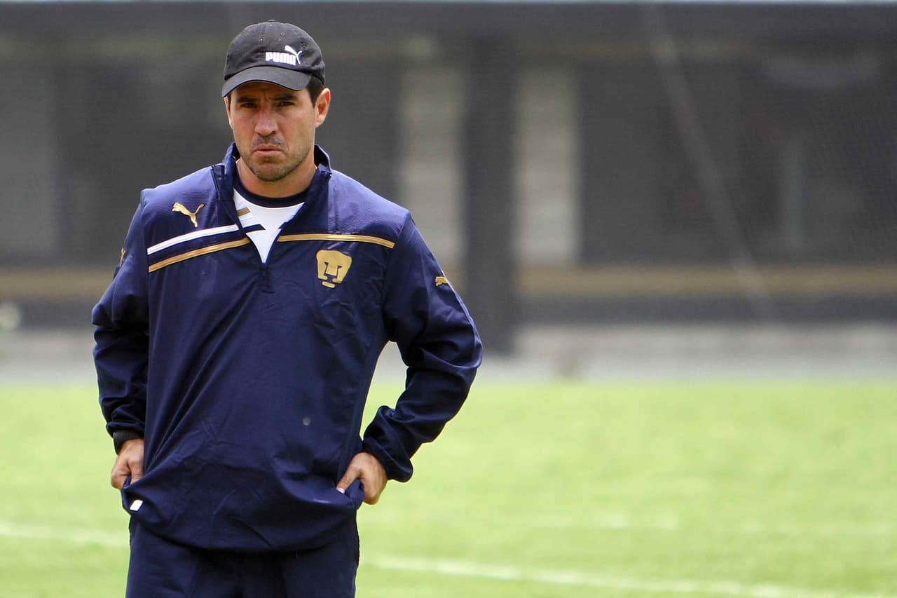 Joaquín del Olmo | Estuvo al frente de los universitarios durante las seis primeras jornadas del Apertura 2012. Salió de la institución con dos juegos ganados, un empate y tres derrotas.