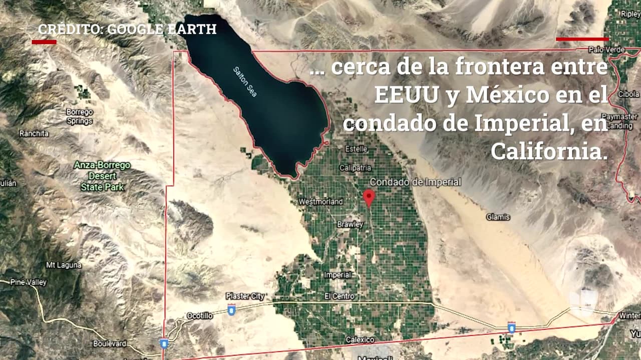 <a href="https://www.univision.com/local/los-angeles-kmex/15-personas-mueren-accidente-california-frontera-mexico" target="_blank">De acuerdo con las autoridades</a>, la colisión entre una camioneta de pasajeros SUV y un camión con carga de grava se reportó este martes, alrededor de las 6am 
<b>en la autopista 115 cerca de Holtville una ciudad del condado Imperial</b>.
<br>