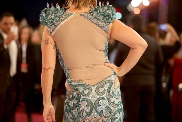 ¡Sí que nos presumió su sexy espalda!