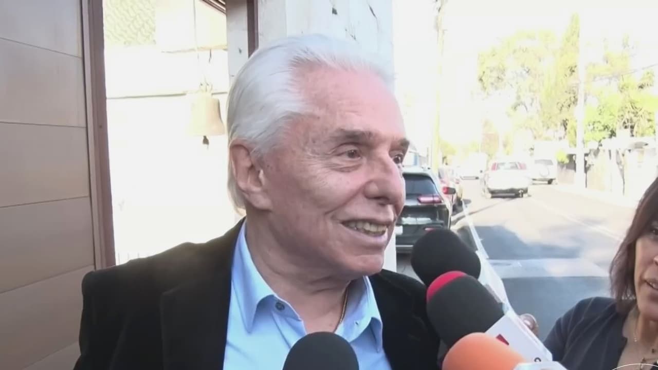 Enrique Guzmán asegura que le "hubiera gustado" una llamada de Frida Sofía como regalo de cumpleaños