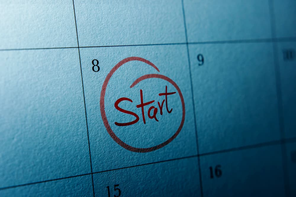 <b>1. Poner una fecha:</b> Para iniciar una empresa, Talledo asegura que es importante tomar la iniciativa. 
<b>“El primer consejo es que si es una idea que tienes, si lo sientes por dentro, hazlo</b>. No necesariamente significa que tienes que hacerlo a tiempo completo, y dejar tu trabajo y dejar todo sino que puedes empezar”.