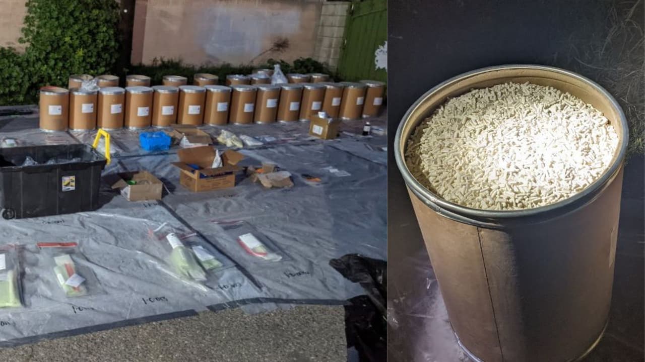 El 
<a href="https://www.univision.com/local/los-angeles-kmex/local/los-angeles-kmex/pandilleros-eastside-playboys-fbi-los-angeles-mafia-mexicana-fotos" target="_blank">FBI</a> recupera el alijo de droga en píldoras falsificadas, en un laboratorio clandestino en una casa de Garden Grove en el condado de Orange, en el sur de California.
<br>