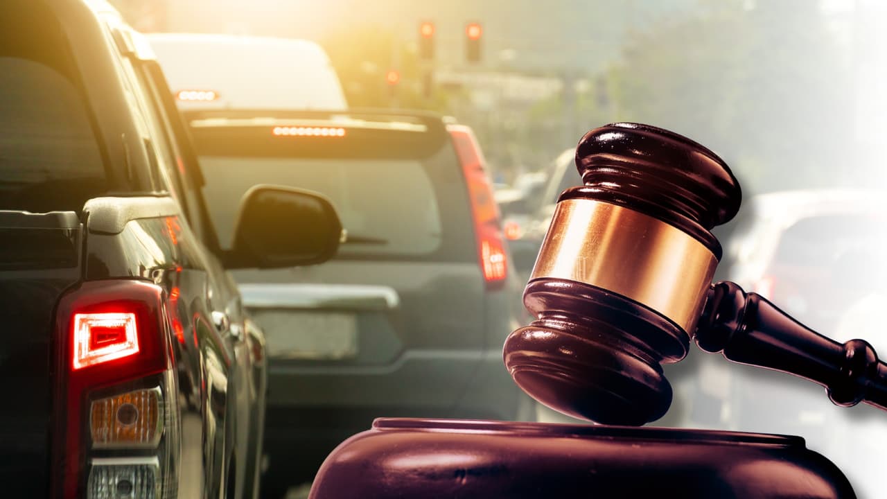 Manutención atrasada en Texas: así puede afectar el registro de tu carro y tu licencia