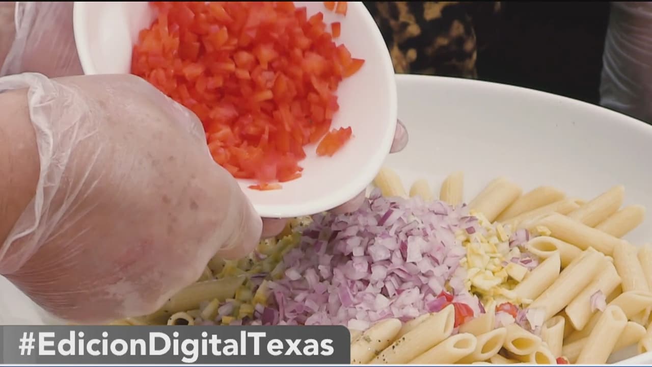 Los miércoles puedes hacer una pasta fría que tengan los grupos alimenticios antes mencionados.
<br>
<br>Haro dijo que las meriendas pueden ser galletas sin azúcares añadidos.