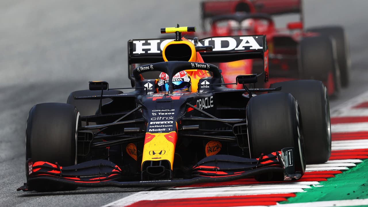 Checo Pérez no pudo celebrar con podio su carrera 200 y queda sexto