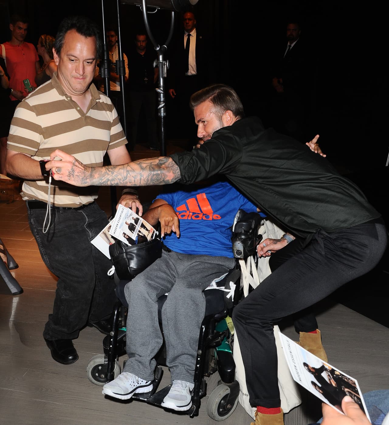 Corrió a saludarlo y tomarse varias fotos.