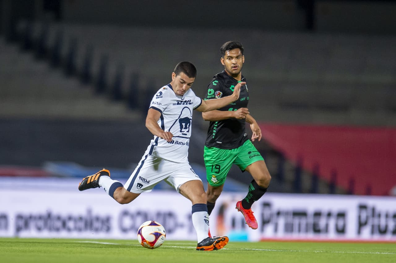 Con gol de Juan Dinenno desde los once pasos, los Pumas vencen 1-0 a Santos y se quedan con los tres puntos. Pumas rompe una mala racha de seis partidos sin ver la victoria y Santos se queda en la quinta posición del torneo.