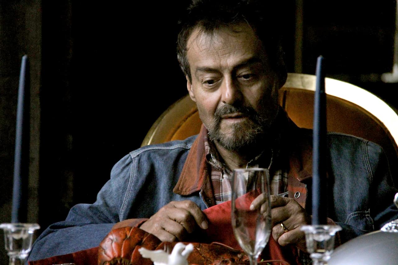 Y claro, en el cine también alcanzó grandes reconocimientos por a sus papeles en las películas 'El lugar sin límites', 'Los renglones torcidos de Dios' y 'Retrato de una mujer casada'. Su última gran aparición en la pantalla grande fue con la cinta 'Nosotros los Nobles'.