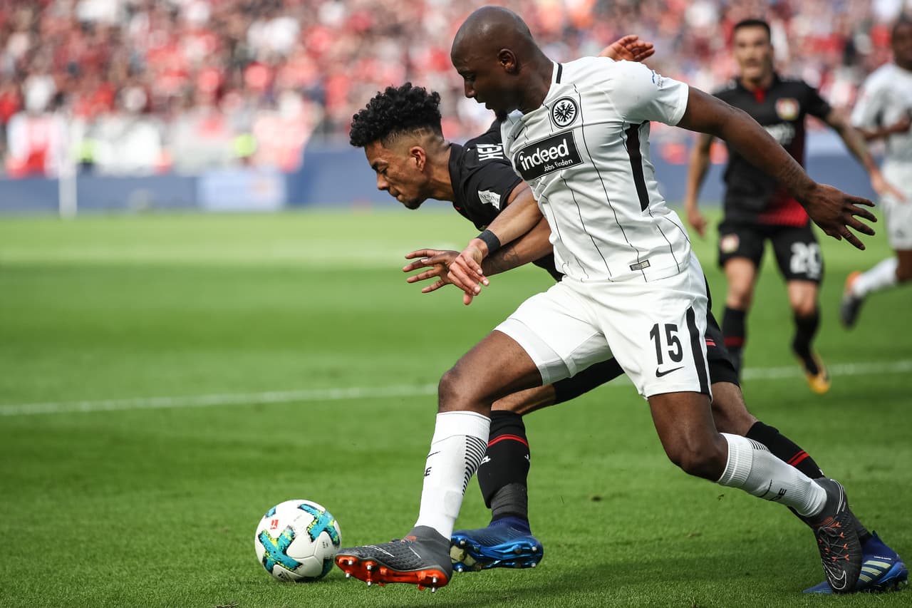 Ya en la segunda mitad, el Leverkusen se montó en el partido y llevó demasiado peligro al arco del finés Lukas Hrádecký, que acabó siendo figura.