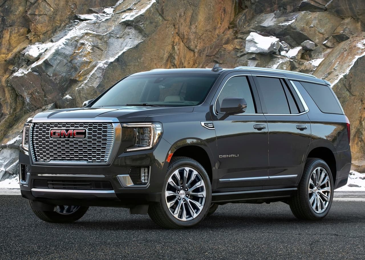<h3 class="cms-H3-H3"><b>13. GMC Yukon</b></h3>
<br>
<br>Una 
<b>GMC Yukon</b> levemente usada en promedio cuesta 
<b>11.3% más</b> que una unidad nueva, es decir, 
<b>8,258 dólares más</b> que su precio original.
<br>