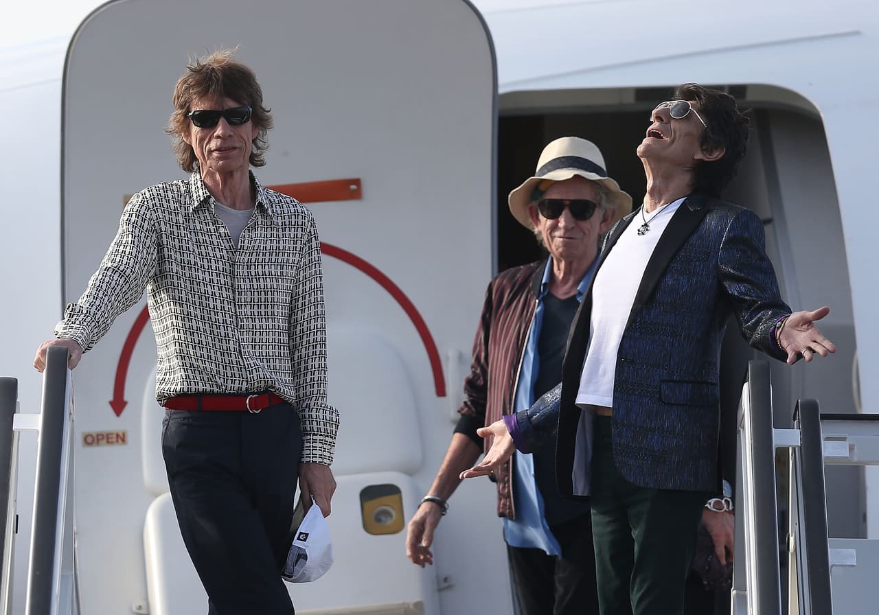 Wow! Qué buen clima los recibió y ellos felices de estar en el calor de la Isla.