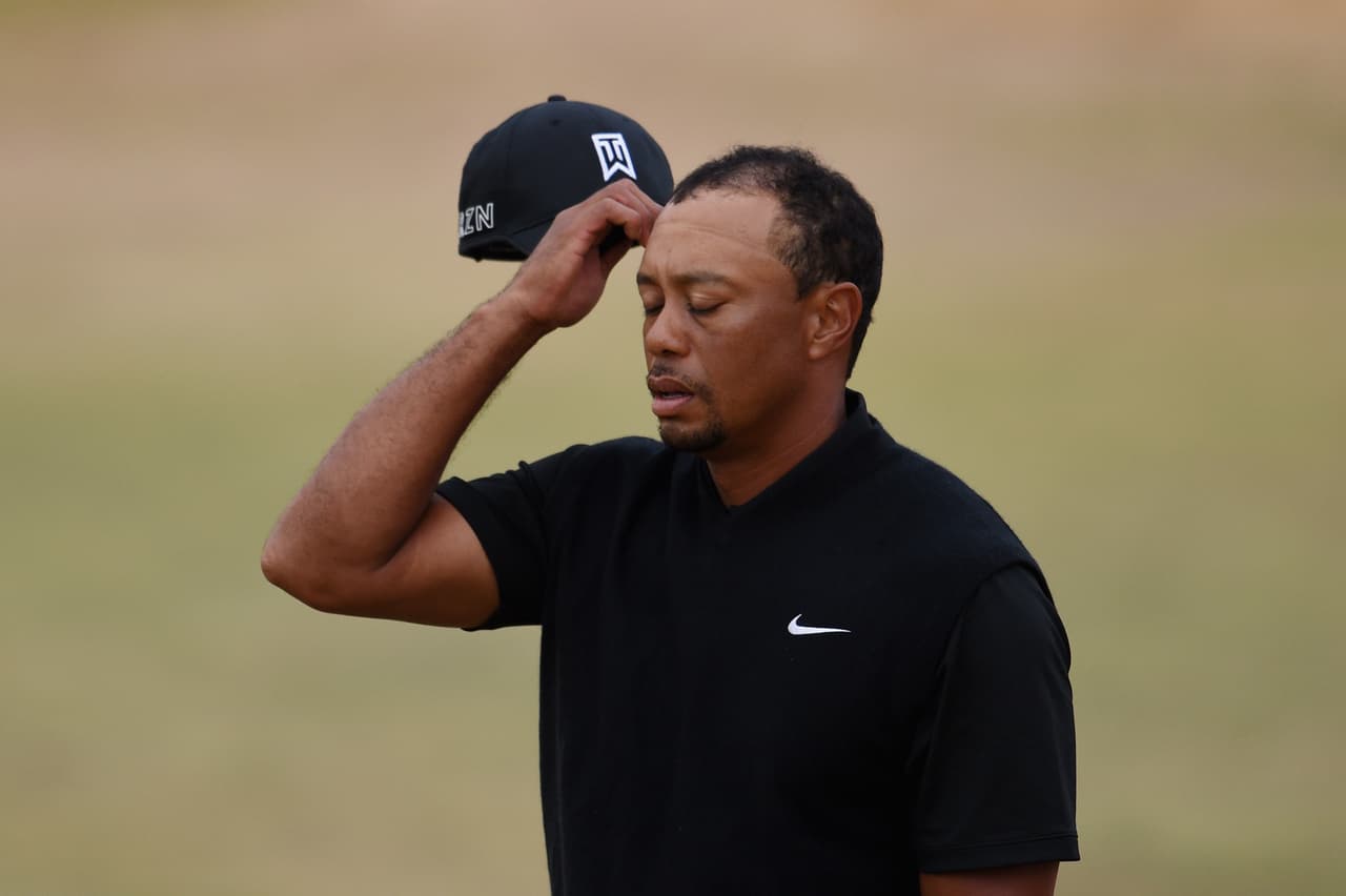 La situación de Tiger empezó a irse cuesta abajo y su juego así lo demostraba.
