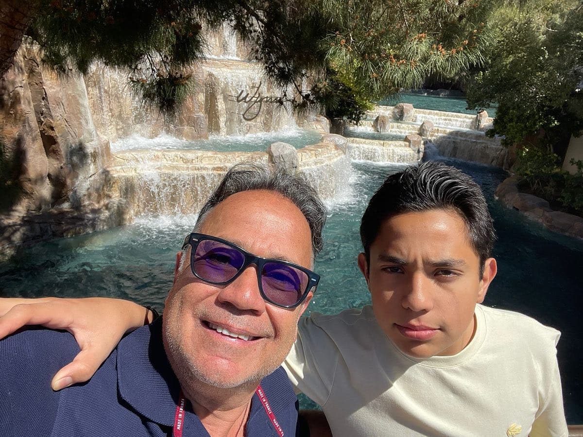 Él es Sebastián Díaz