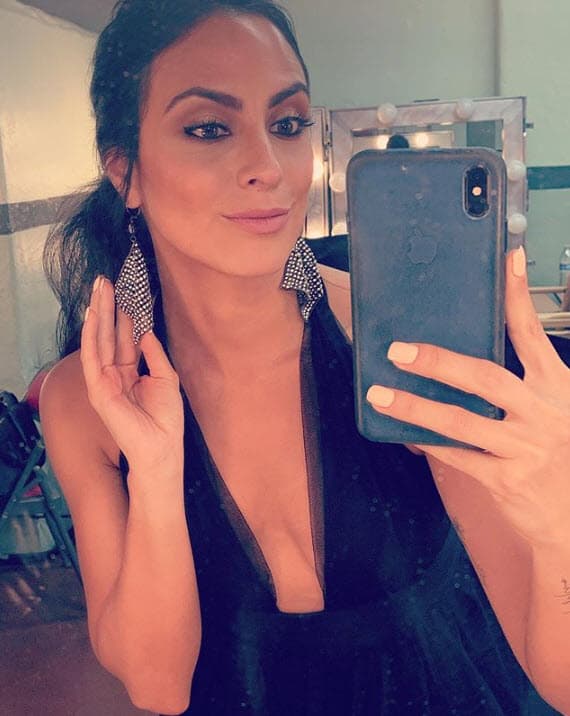 Pero esto no es todo. Si recorremos sus respectivas cuentas de Instagram, se puede notar que tienen un estilo similar para vestir.