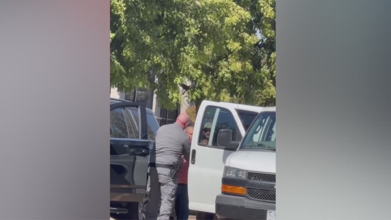 Padre de familia es arrestado por ICE cuando iba a recoger su cheque