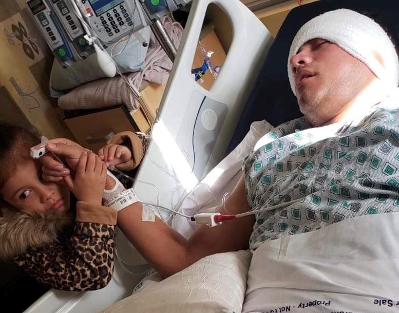 John Carlos Ordóñez tras la cirugía.